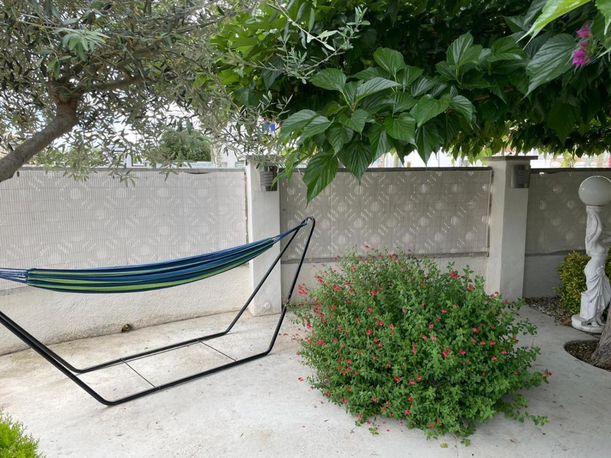 Leones Villa Empuriabrava Buitenkant foto