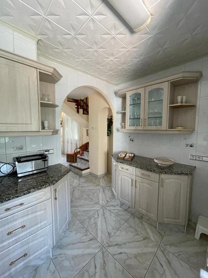 Leones Villa Empuriabrava Buitenkant foto
